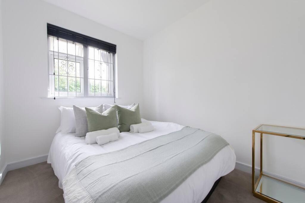 2 Bedroom Modern Urban Sanctuary 1Cc - Cherrydeal Londres Exterior foto